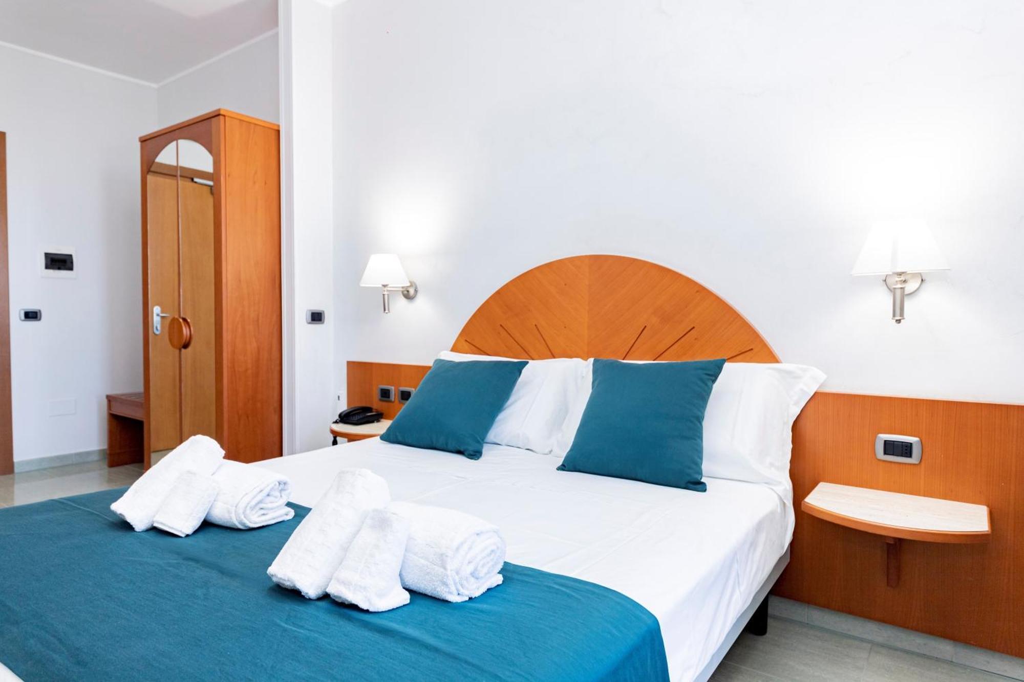 Hotel Alba Torre Lapillo Εξωτερικό φωτογραφία